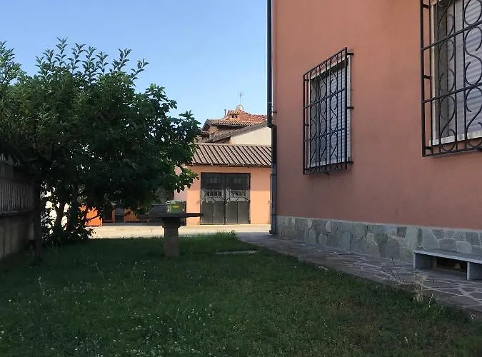 Oleandri Apartment *